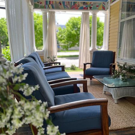Munroe Inn Boutique Hotel Оберн Экстерьер фото