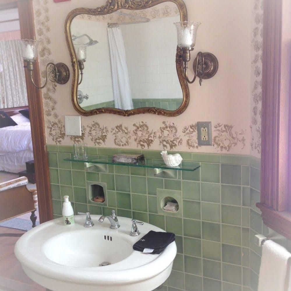 Munroe Inn Boutique Hotel Оберн Экстерьер фото