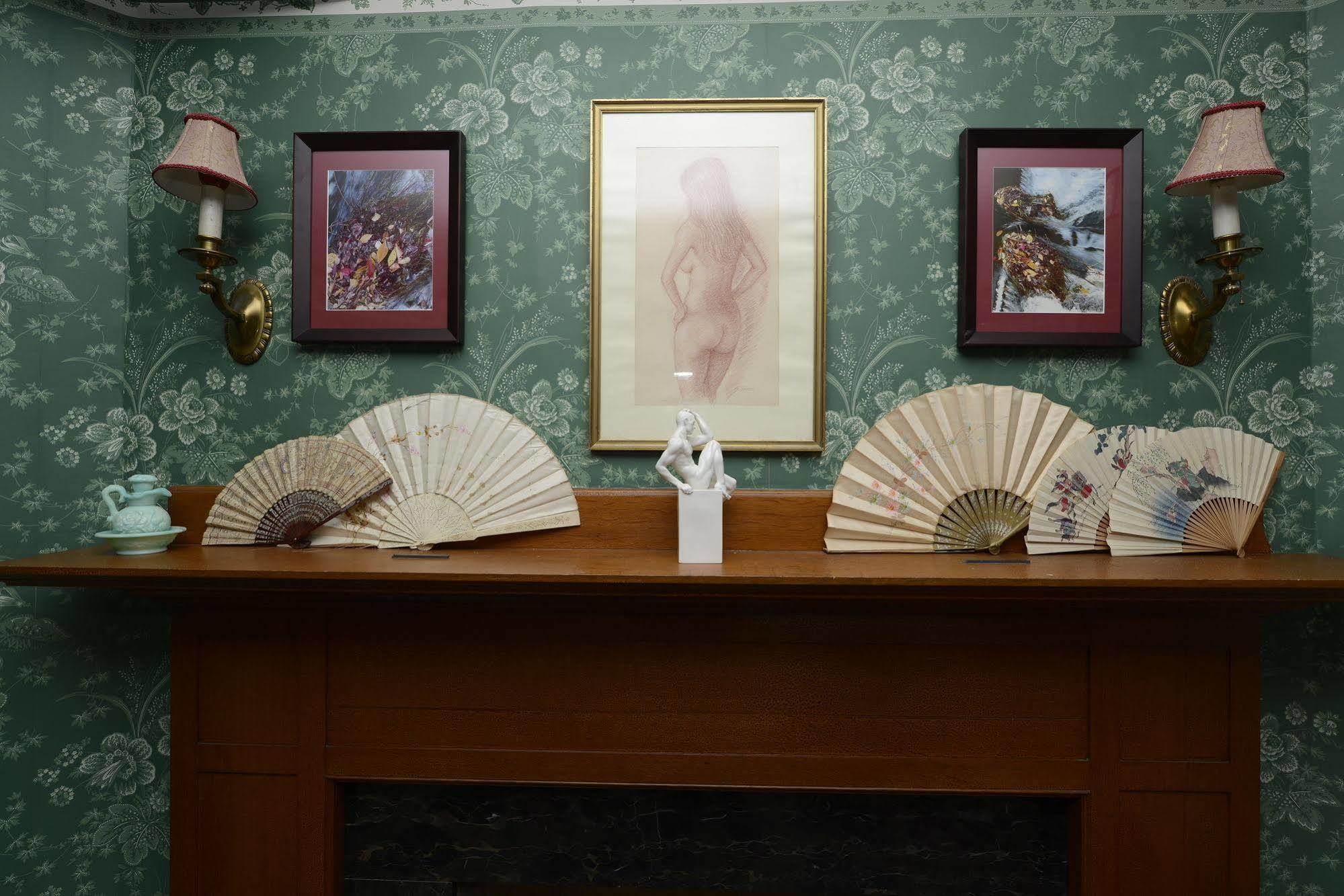 Munroe Inn Boutique Hotel Оберн Экстерьер фото